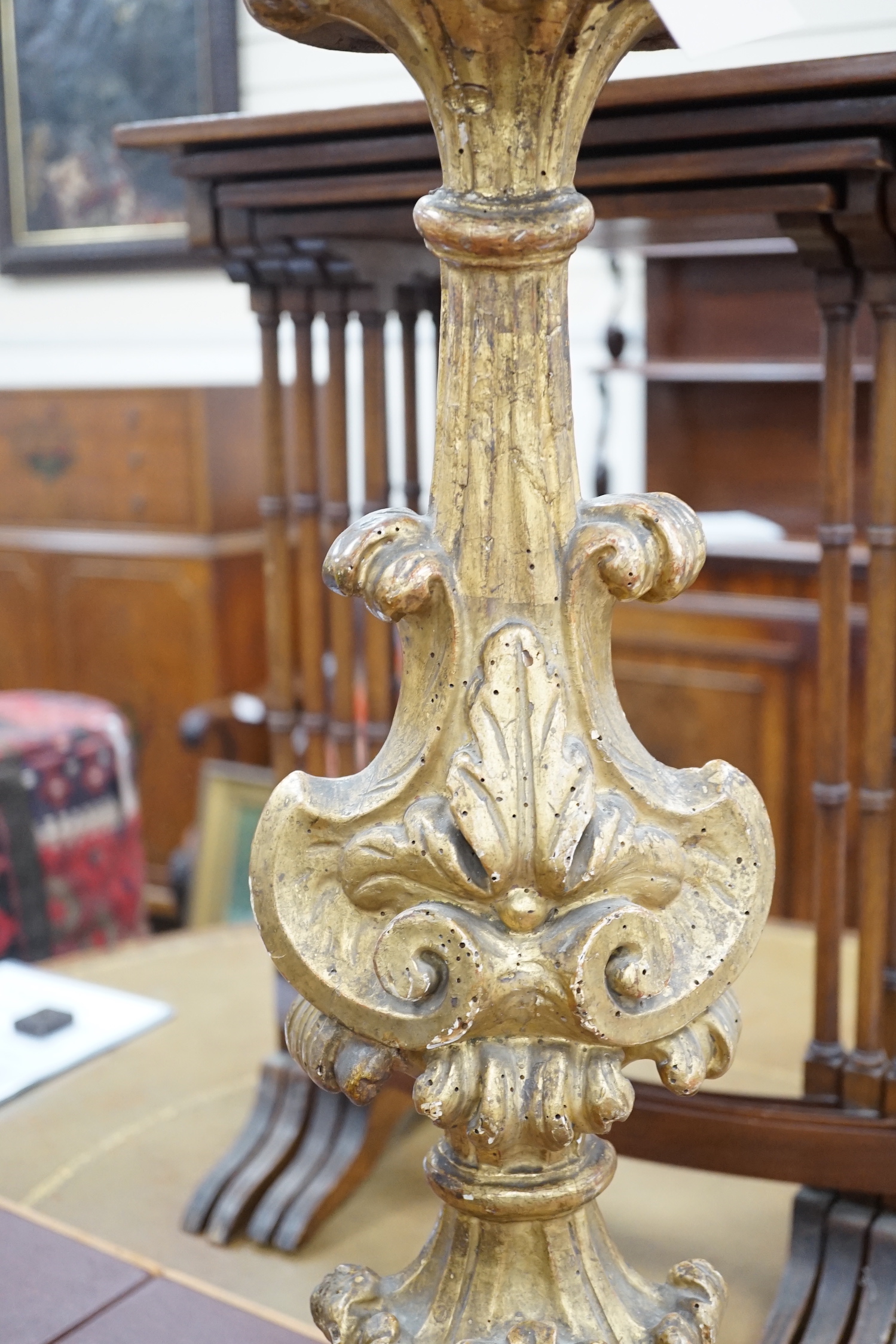 An Italian giltwood torchere, converted to a table lamp, 68cm high (not including light fitting)